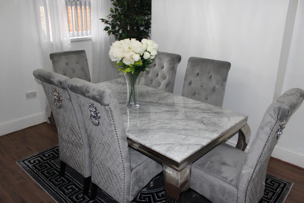 Luxury 3 Bedroom House 버밍엄 외부 사진
