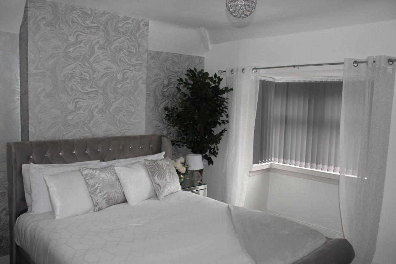 Luxury 3 Bedroom House 버밍엄 외부 사진